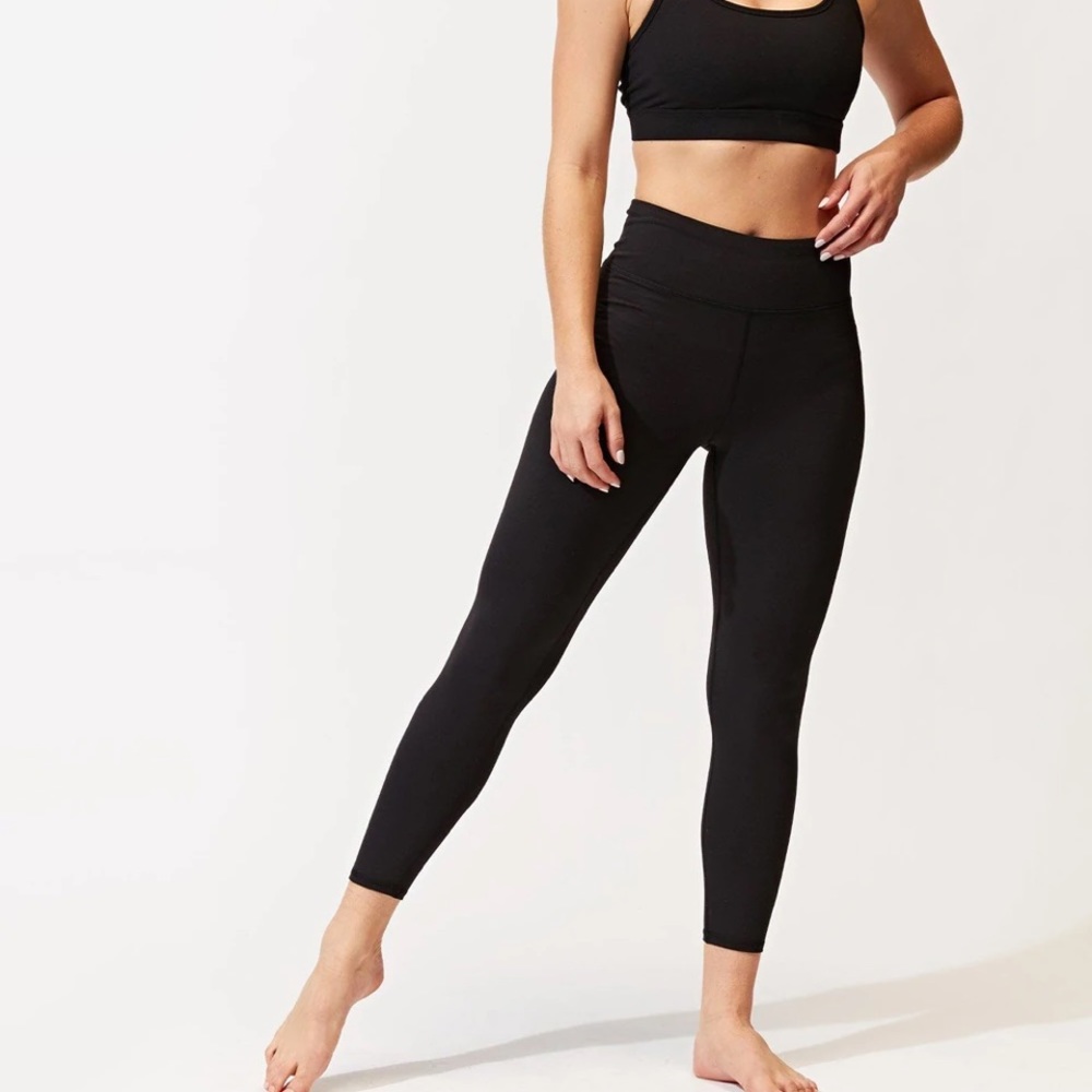 Threads 4 Thought Monica hi-rise 7/8 leggings. Size XL. - Picture 2 of 11